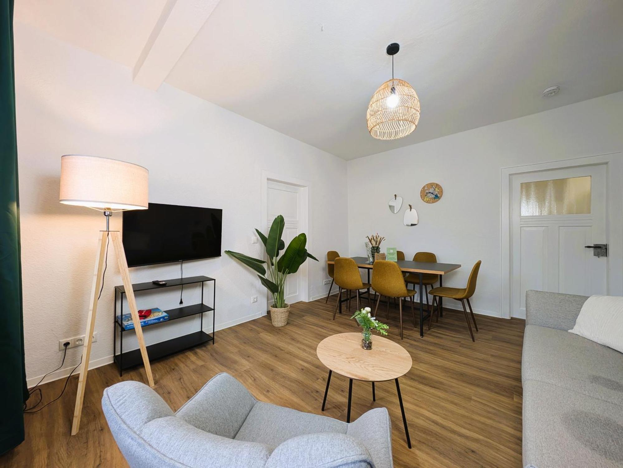 Bohnapartments - Topfmarkt Xxl Suiten - Neu In Top Zentrumslage, Vollausstattung, Wlan, Parkplaetze Ilmenau Exterior photo